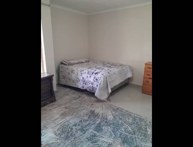 5 BEDROOM HOUSE FOR SALE IN THE ORCHARDS